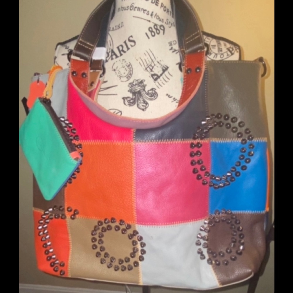 Beautiful 100% Leather Handbag